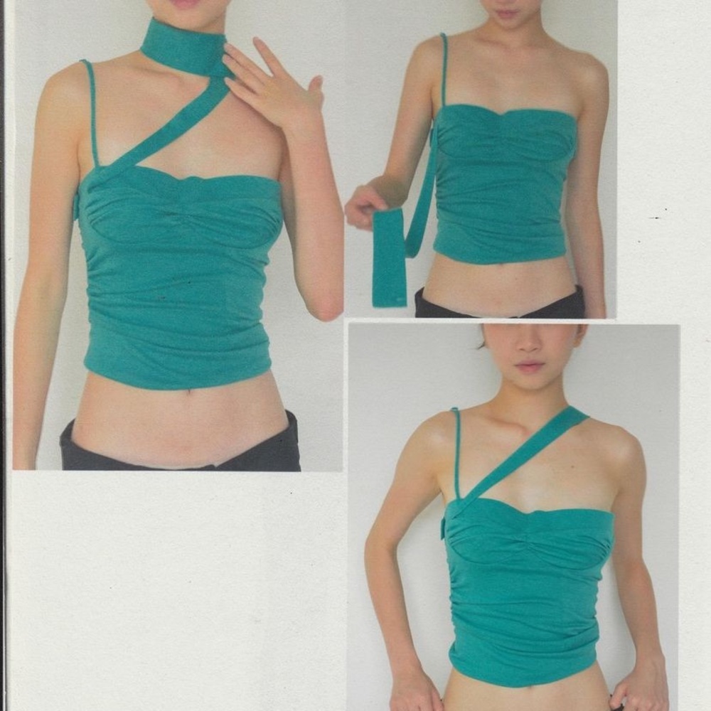 Caro Chia brand new top